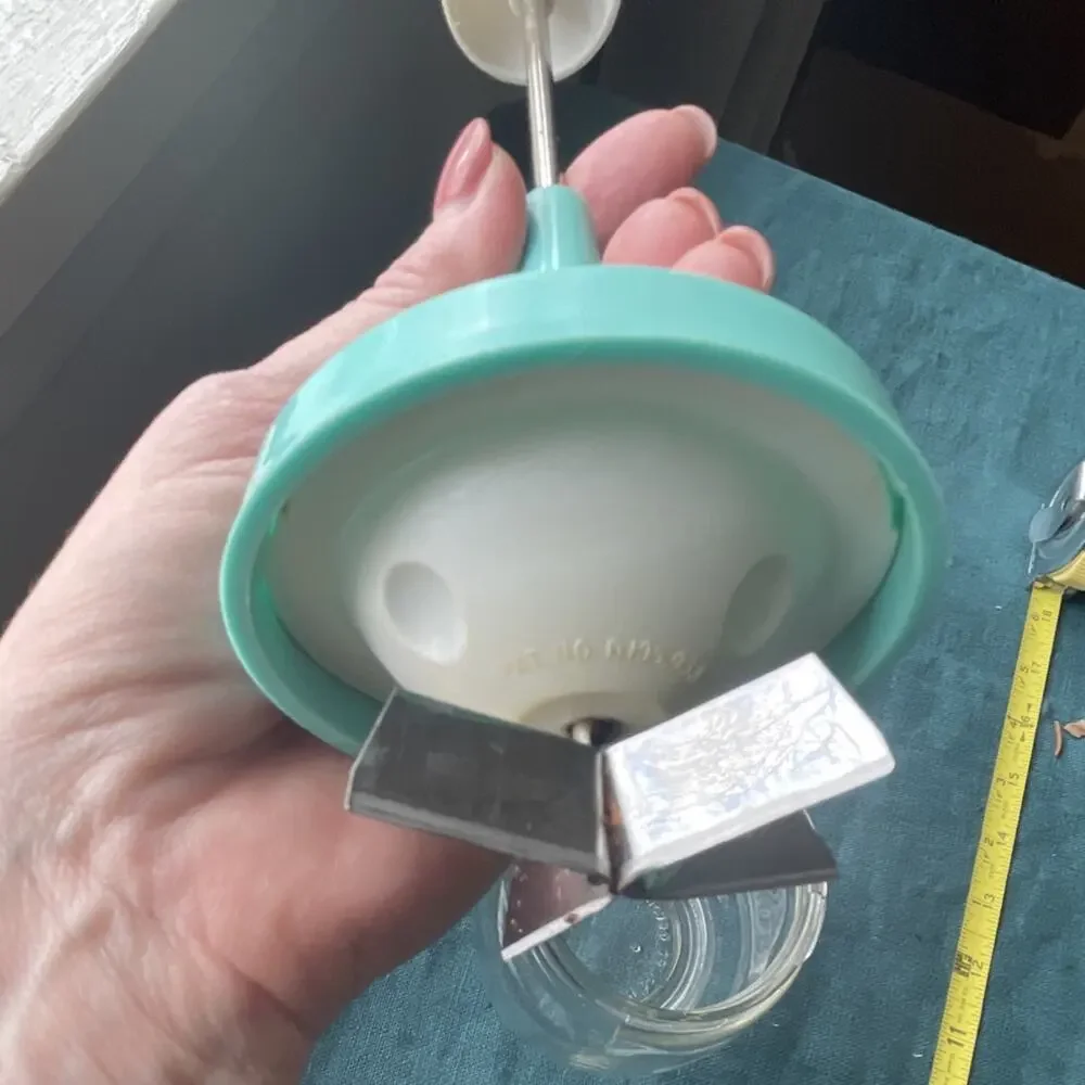 Federal Housewares Aqua Manual Nut Chopper Glass Jar Stainless Steel Blade